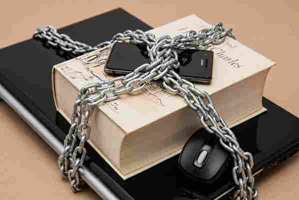 Cyberangriffe – Was ist das und wie kann man sich davor schützen? – saracus consulting