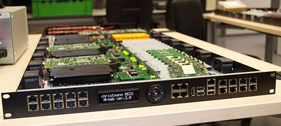 CeBIT: Christmann bringt 72 ARM-Microserver in einer Höheneinheit unter